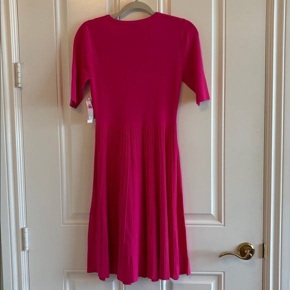 Carmen Marc Valvo Fuchsia Short Sleeve Dress Sz S - Picture 5 of 6